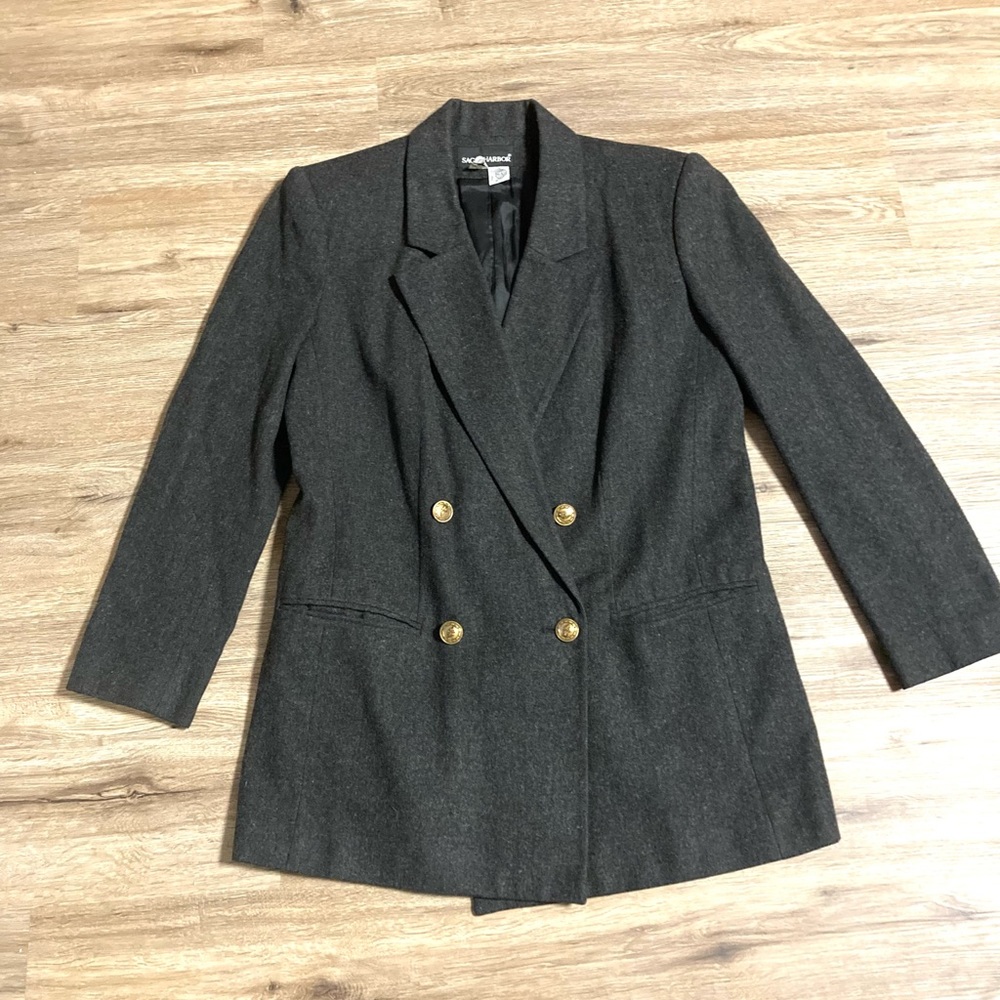 Sag Harbor Vintage Dark Grey 100% Wool Blazer With Crown Button Details …